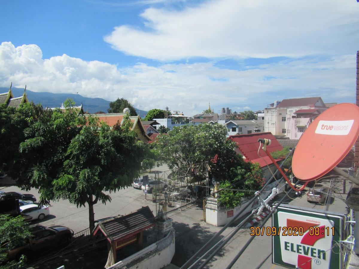 Jay Guesthouse And Restaurant (Adults Only) Chiang Mai Exterior photo